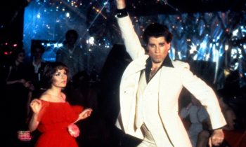 Podcast 1209 70 años de Travolta y Saturday Night Fever. Con Erick Estrada y Cha.